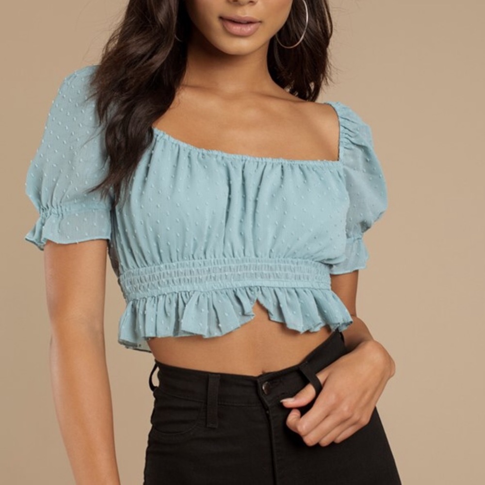 Blue cropped blouse